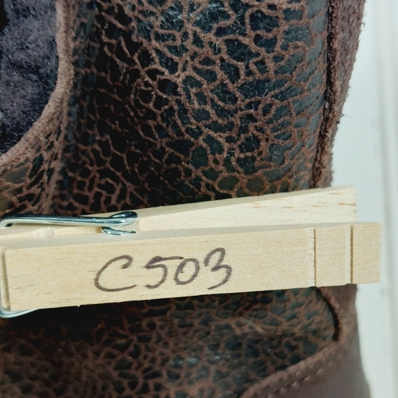 UGG Croft Lace Up High Top Trainers Dark Brown Fur Lining Ankle Boots C503 - Picture 10 of 10